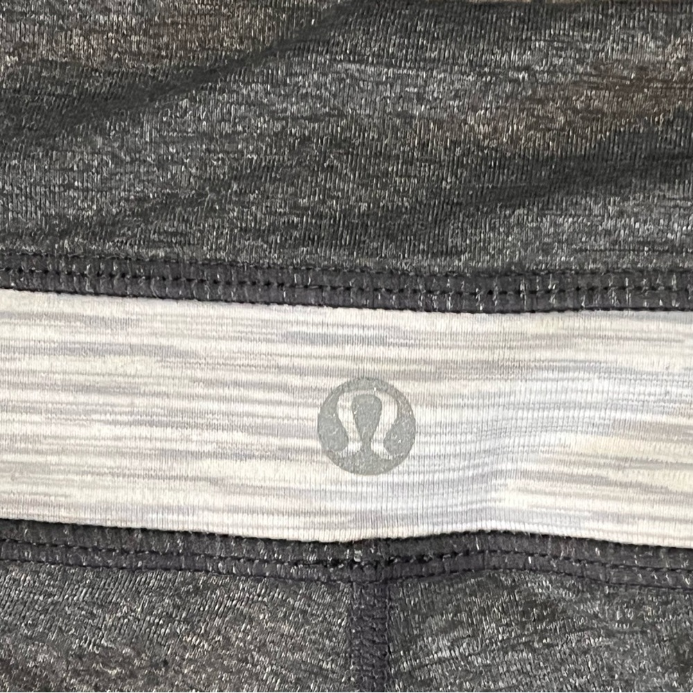 Lululemon | Gray Flare leggings Midrise women’s size 6 29” inseam yoga EUC - Picture 6 of 11